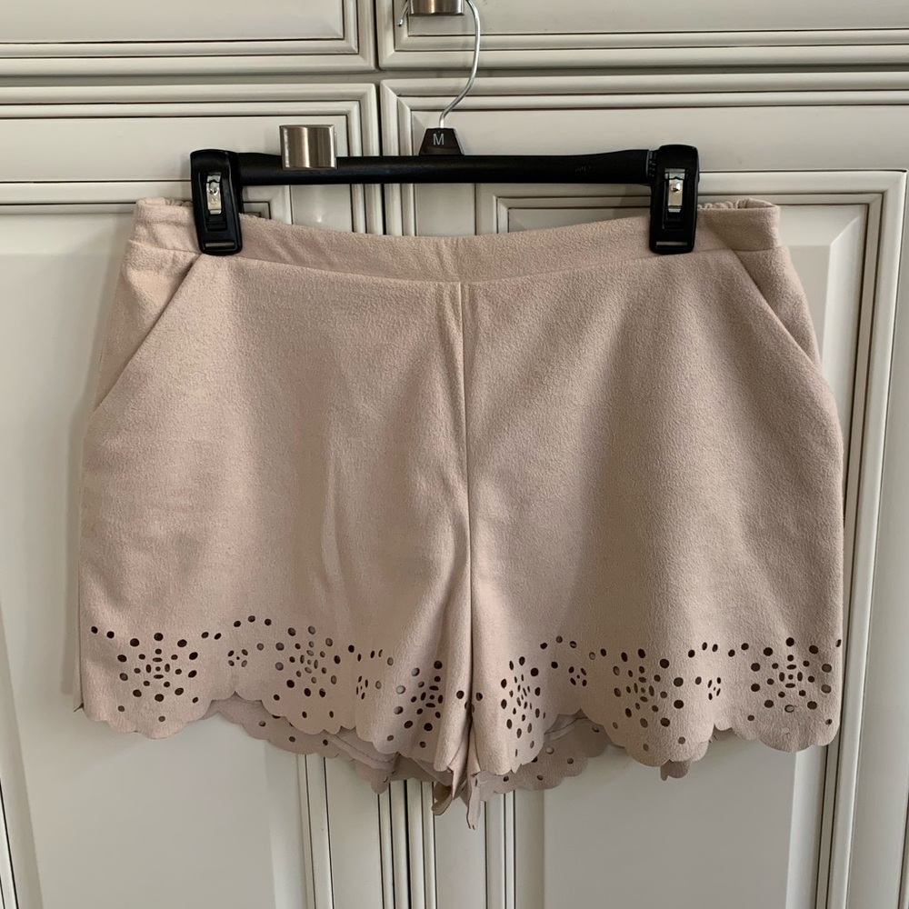 NWOT Suede like, scalloped shorts